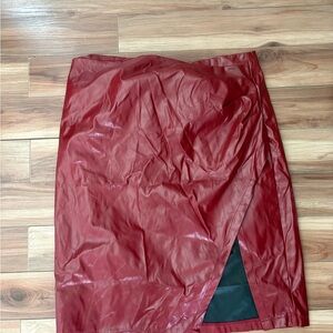 SHEIN Red Faux Leather Pencil Skirt with Front Slit